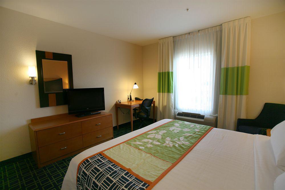 Fairfield Inn And Suites By Marriott Lakeland Plant City Dış mekan fotoğraf