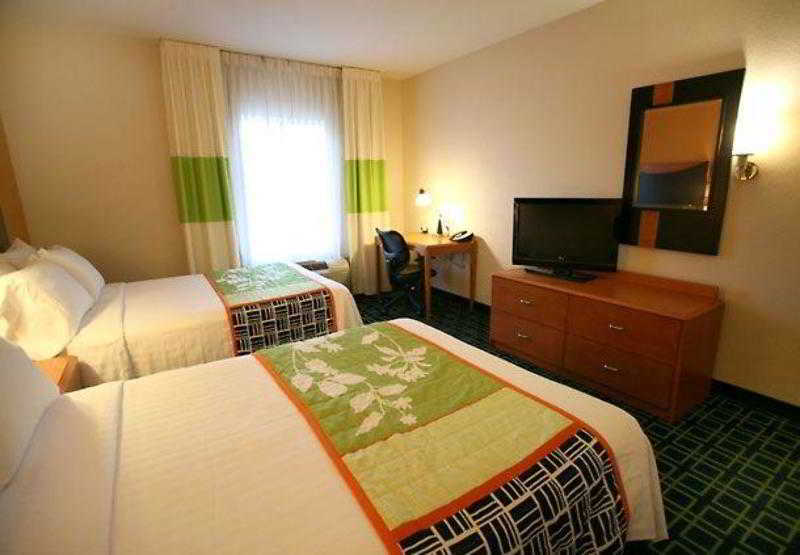 Fairfield Inn And Suites By Marriott Lakeland Plant City Dış mekan fotoğraf